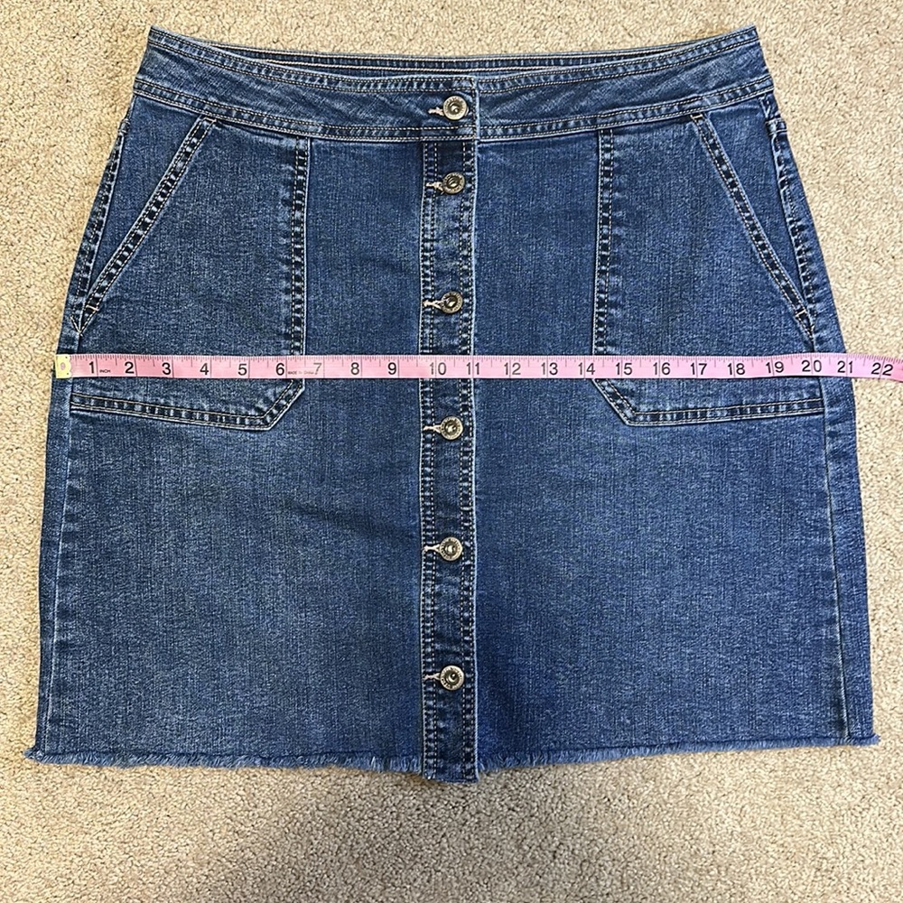 Liz Claiborne button down denim skirt 14 - Picture 9 of 9